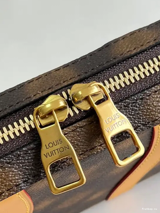 First bag ru LOUIS SOFT TRUNK VUITTON 0518